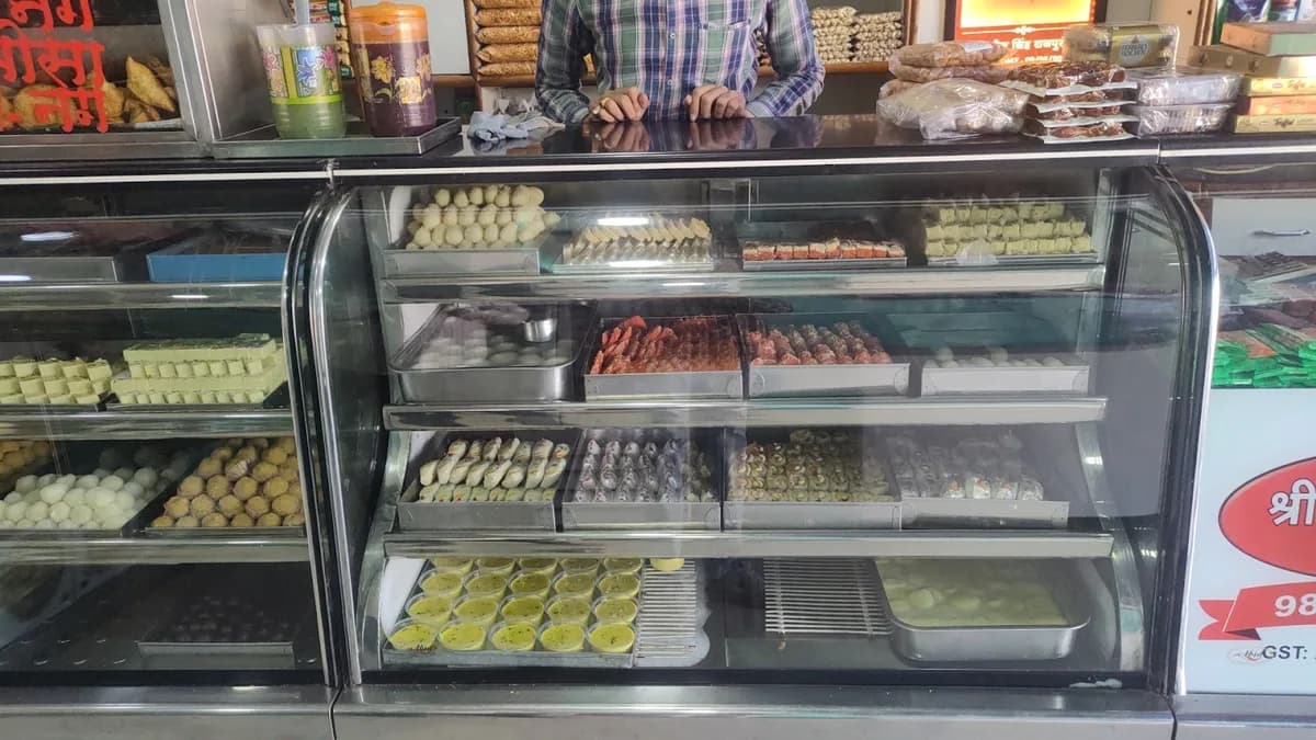 New Shridhar Jodhpuri Sweets Kawardha